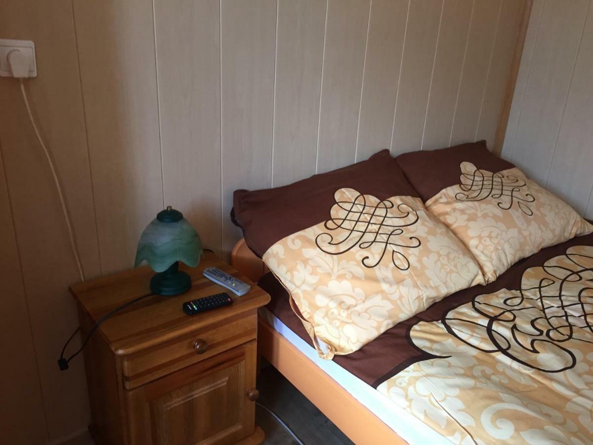 Pokoje U Eli Apartment เจกี ภายนอก รูปภาพ
